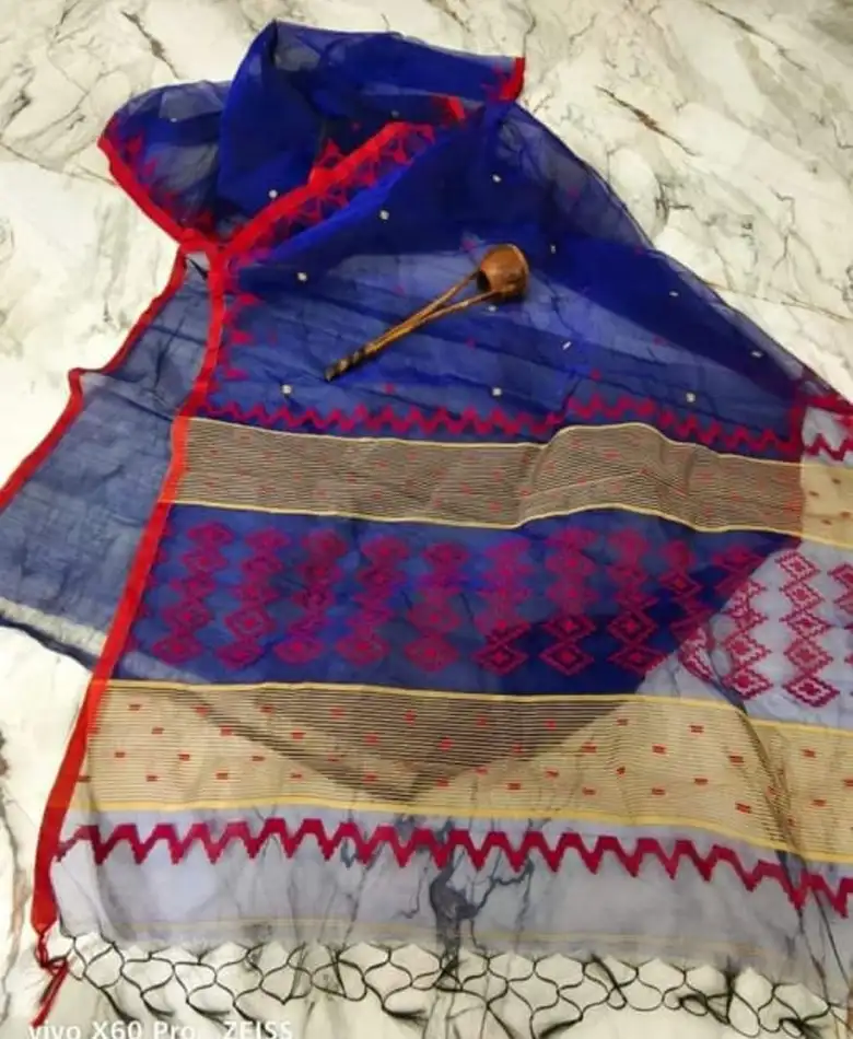 Muslin Saree With Blouse Piece